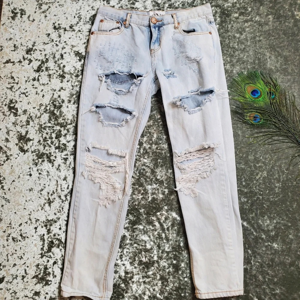 One‎ by Oneteaspoon Distressed Awesome Baggie Jeans